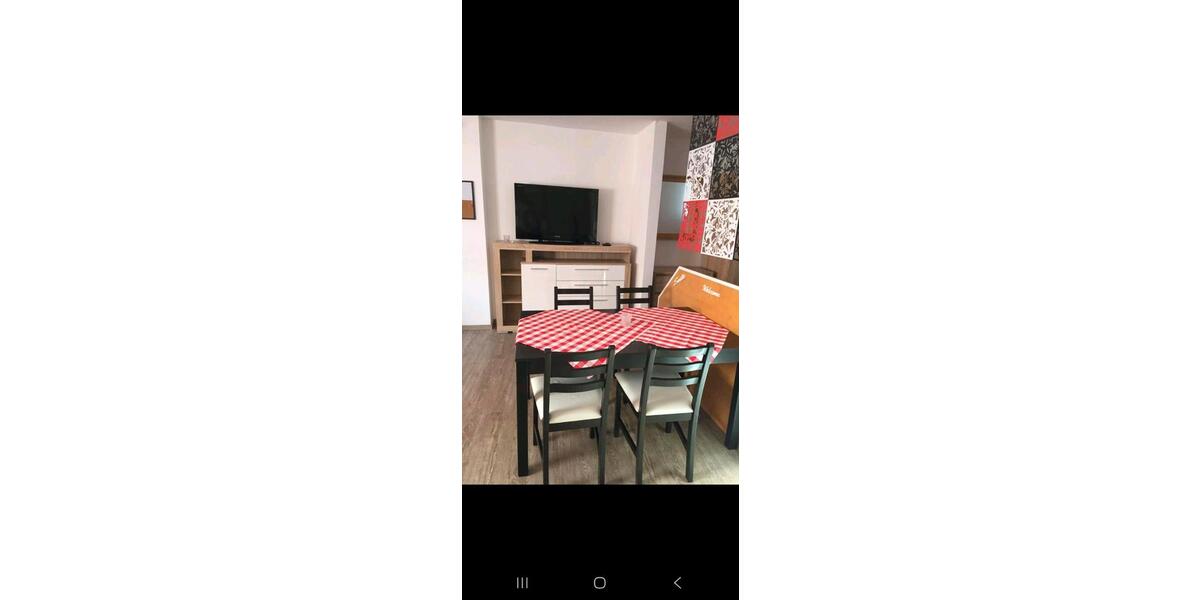 Etagenwohnung Roth - 1 Zimmer, 33 m&sup2;, 60&euro; | Angebot:25451229