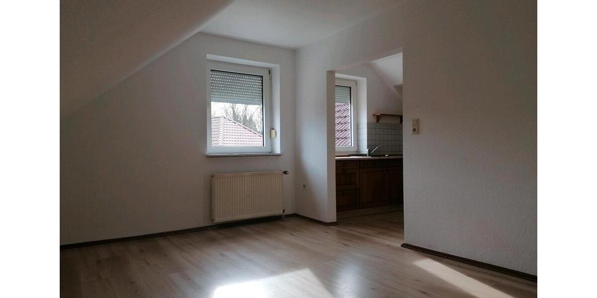 Dachgeschoßwohnung Saterland - 4 Zimmer, 84 m&sup2;, 707&euro; | Angebot:24868490