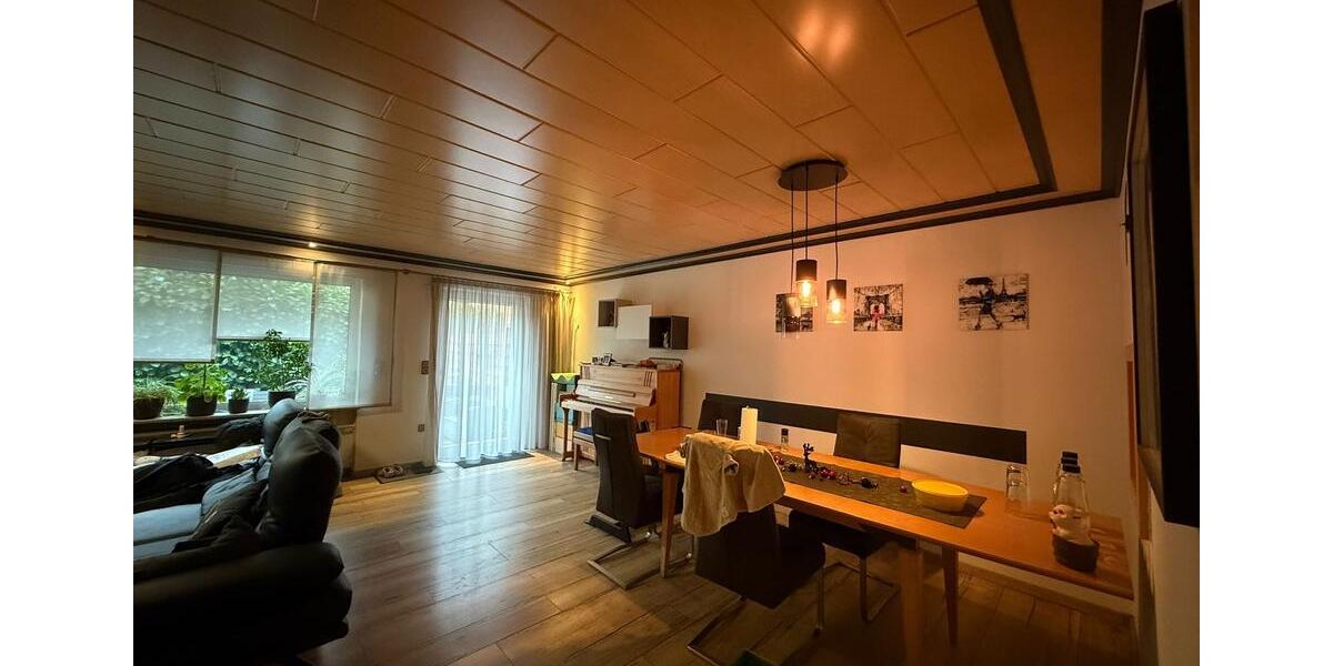 Reihenhaus Fürth Atzenhof - 6 Zimmer, 150 m&sup2;, 1.600&euro; | Angebot:24466025