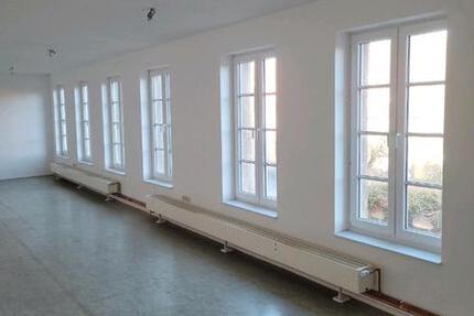 Gewerbeobjekt Lüneburg - 1.200&euro; | Angebot:25261031