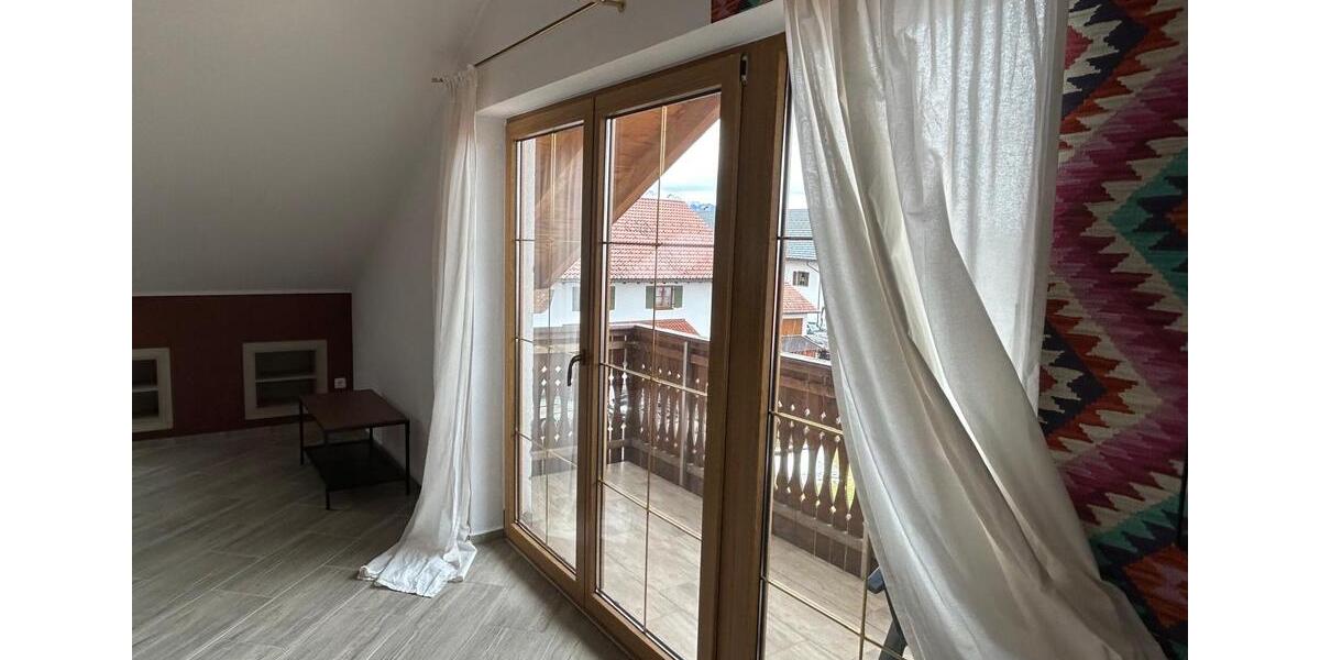 Dachgeschoßwohnung Benediktbeuern - 1 Zimmer, 38 m&sup2;, 750&euro; | Angebot:25185279