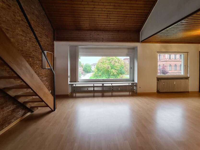 Wohnung zum Mieten in Kaiserslautern 1.250 € 134 m² 5 zimmer