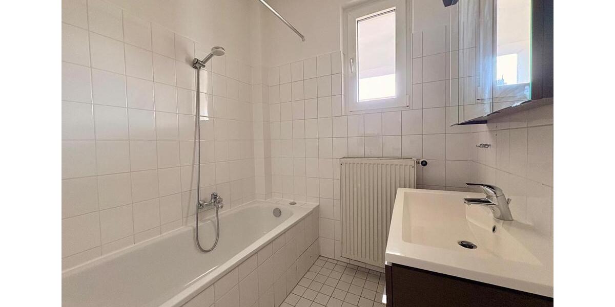 Etagenwohnung Landau in der Pfalz - 4 Zimmer, 109 m&sup2;, 1.200&euro; | Angebot:26662830
