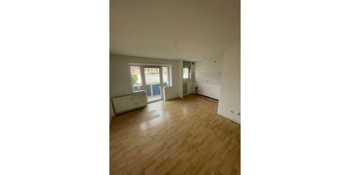 Etagenwohnung Neutraubling Gärtnersiedlung - 3 Zimmer, 55 m&sup2;, 466&euro; | Angebot:26785784
