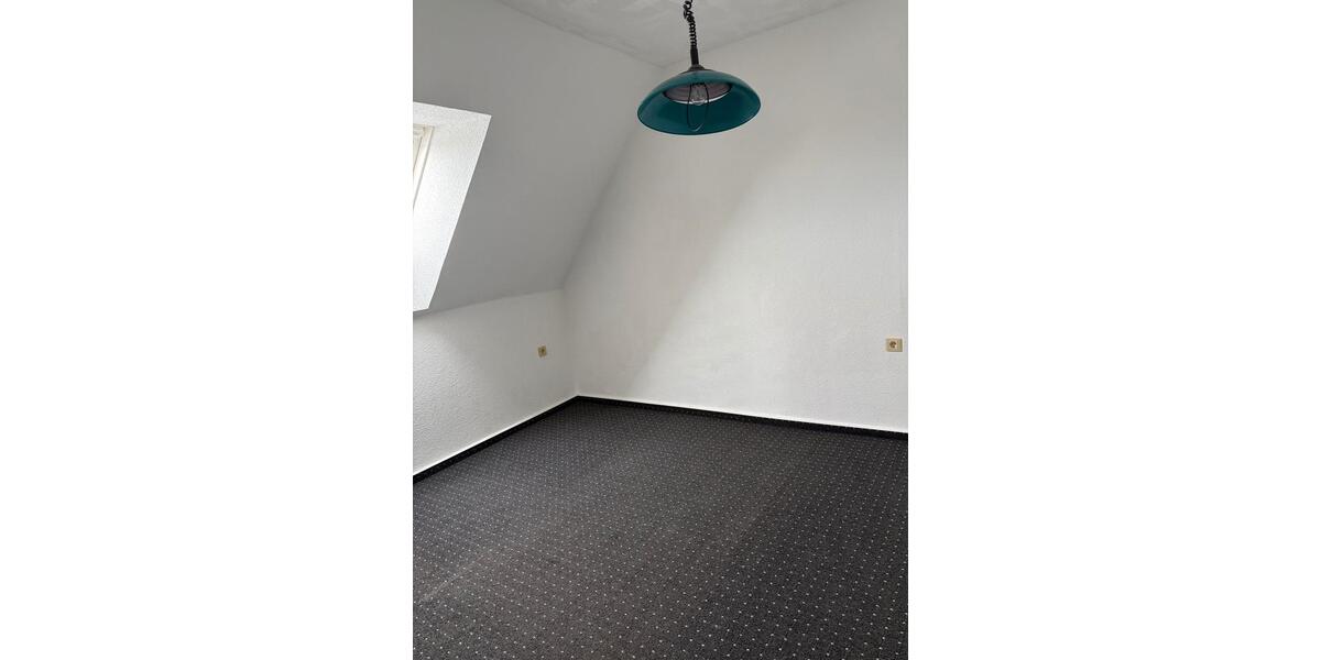 Dachgeschoßwohnung Wagenfeld - 4 Zimmer, 120 m&sup2;, 795&euro; | Angebot:24379140