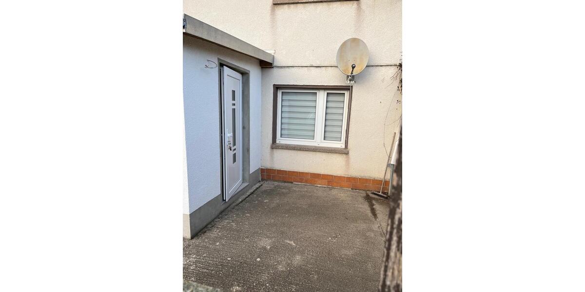 Erdgeschoßwohnung Gräfenhainichen Zschornewitz - 1 Zimmer, 35 m&sup2;, 300&euro; | Angebot:23928116