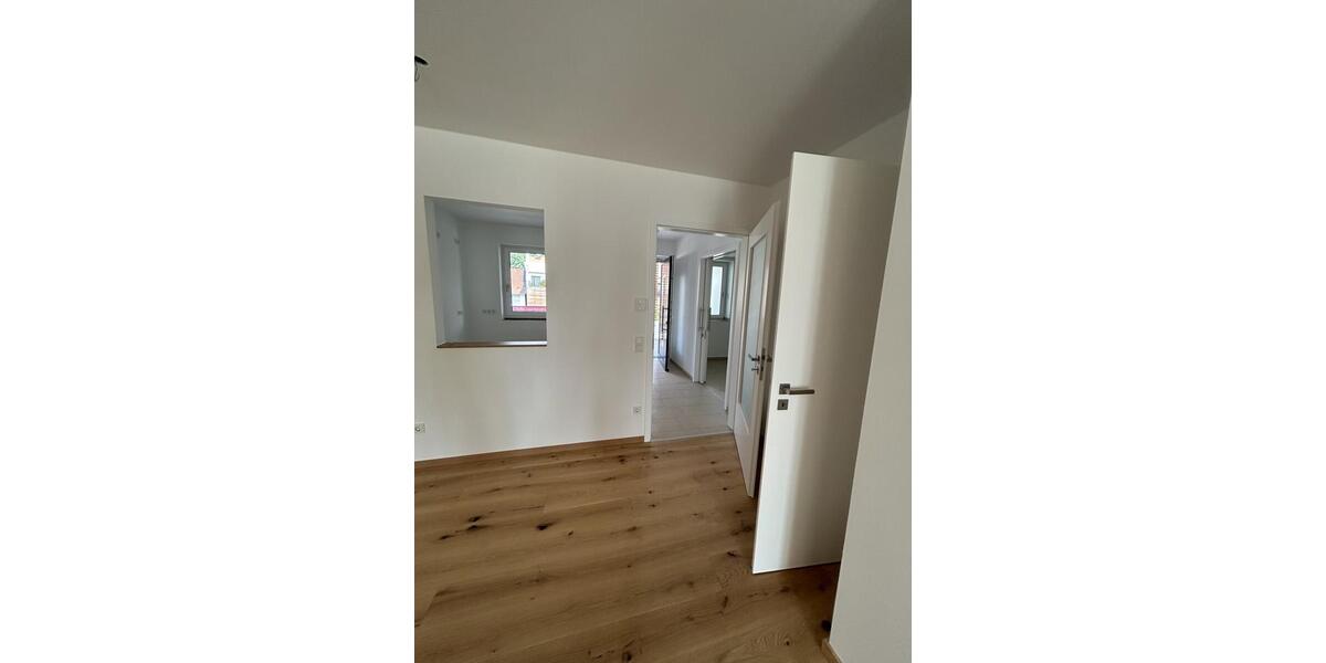 Etagenwohnung Deggendorf - 2 Zimmer, 66 m&sup2;, 780&euro; | Angebot:25903780
