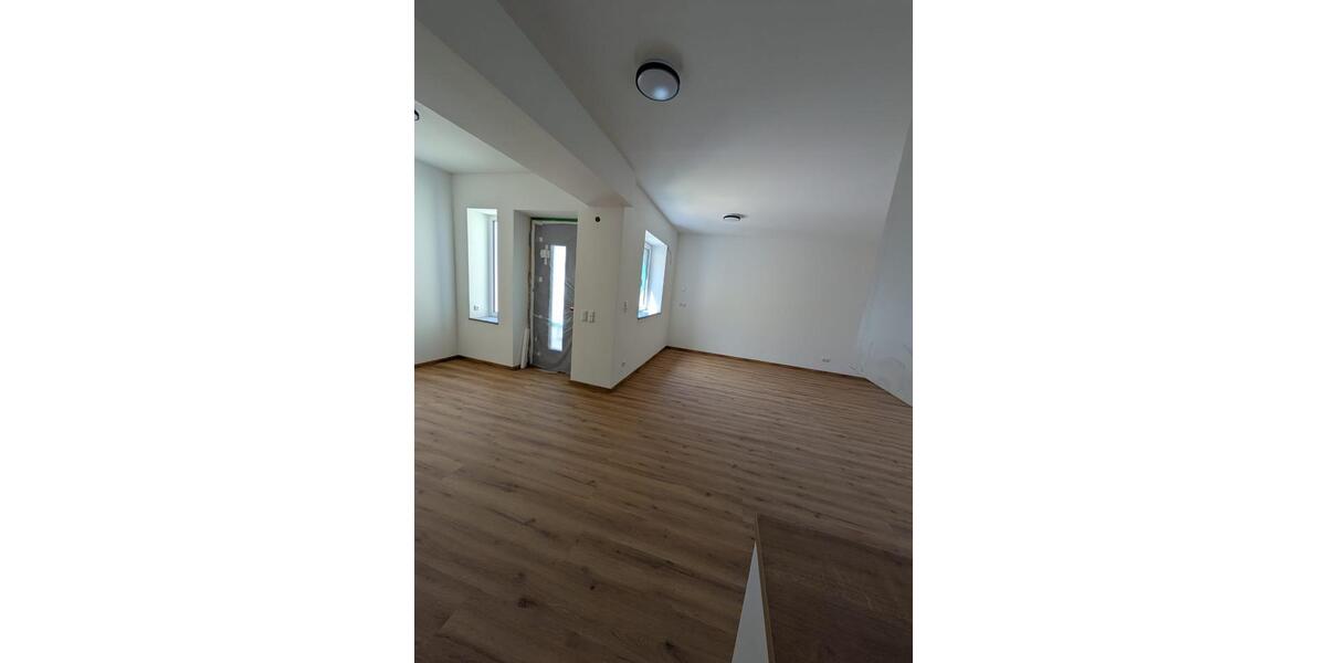 Erdgeschoßwohnung Niedermurach - 3 Zimmer, 78 m&sup2;, 780&euro; | Angebot:25634201