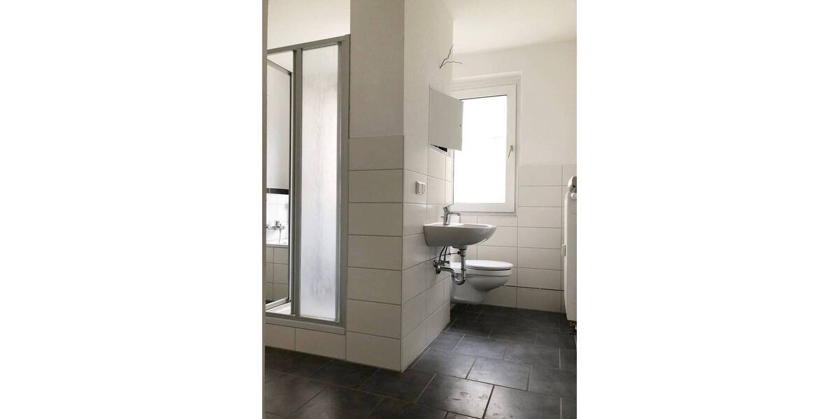 Etagenwohnung Döbeln Sörmitz - 2 Zimmer, 58 m&sup2;, 330&euro; | Angebot:26712652
