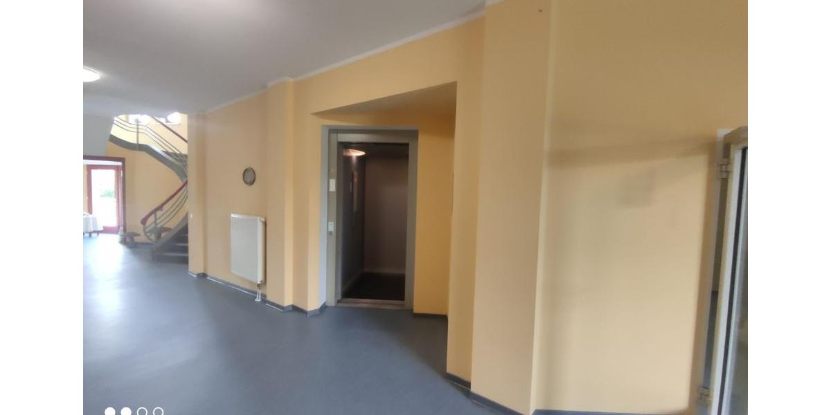 Erdgeschoßwohnung Bitterfeld-Wolfen Bitterfeld - 1 Zimmer, 30 m&sup2;, 255&euro; | Angebot:26564403