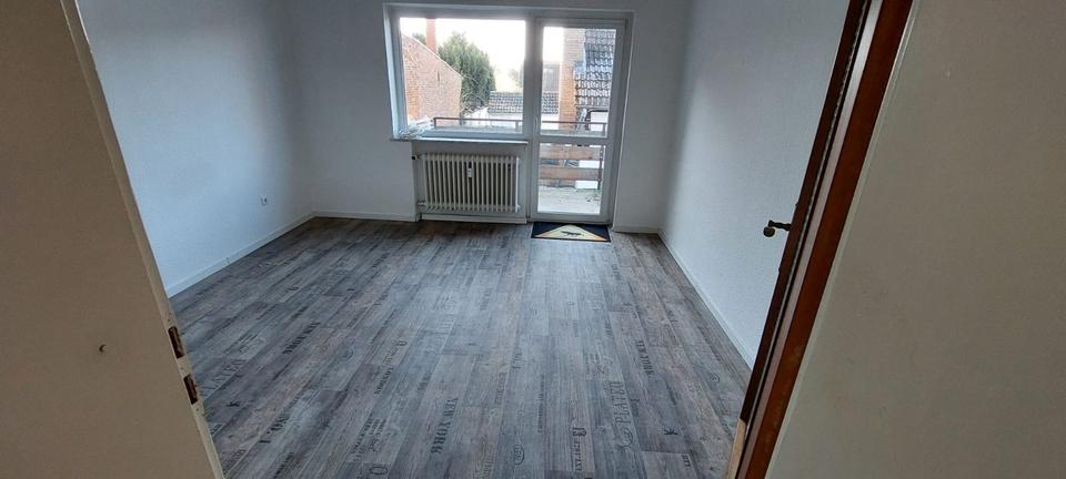 Etagenwohnung Königslutter am Elm - 2 Zimmer, 70 m&sup2;, 400&euro; | Angebot:25908316