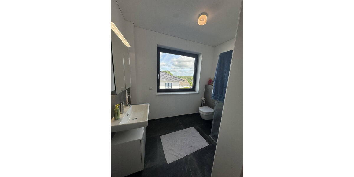 Einfamilienhaus Sankt Katharinen (Landkreis Neuwied) - 7 Zimmer, 180 m&sup2;, 2.950&euro; | Angebot:26806002