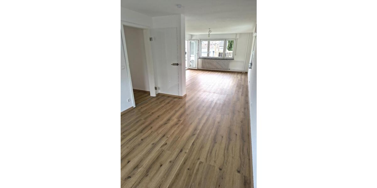 Erdgeschoßwohnung Weil Im Schönbuch - 3.5 Zimmer, 84 m&sup2;, 1.050&euro; | Angebot:25993633