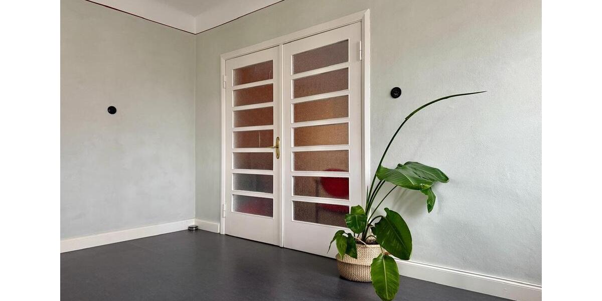 Charmante 4-Zimmer-Wohnung in historischem Gebäude – kernsaniert 4 zimmer