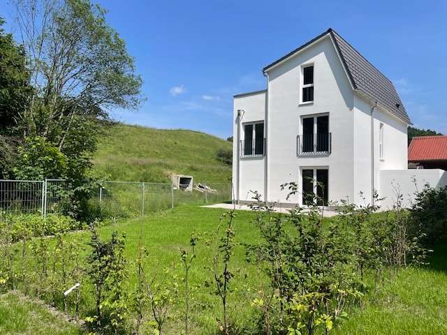 Einfamilienhaus Traunstein - 6 Zimmer, 166 m&sup2;, 2.600&euro; | Angebot:26640933