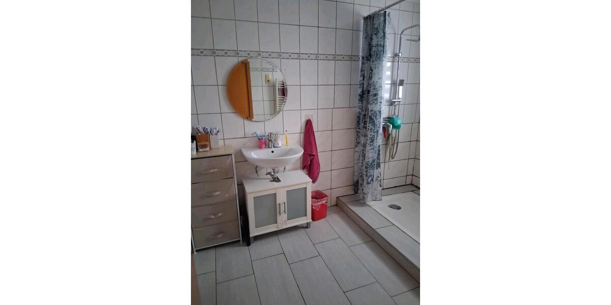 Etagenwohnung Merzig - 4 Zimmer, 100 m&sup2;, 1.000&euro; | Angebot:24694830