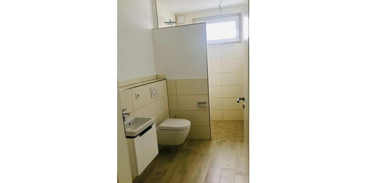 Etagenwohnung Friedrichsdorf - 5 Zimmer, 165 m&sup2;, 1.980&euro; | Angebot:25806103