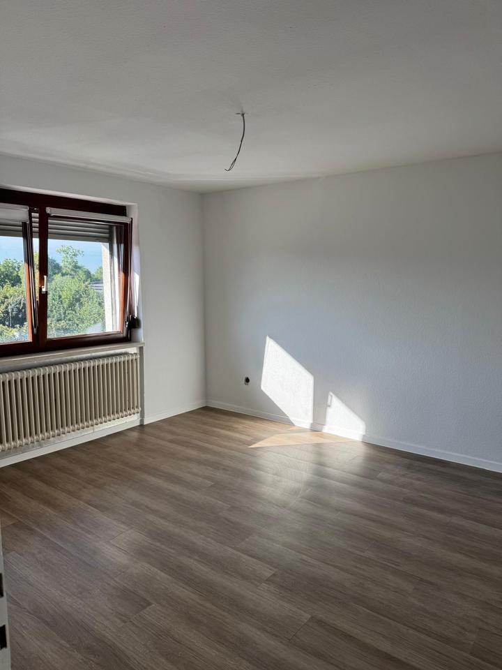Helle 3-Zimmer-Wohnung mit Balkon in AchernFautenbach zimmer