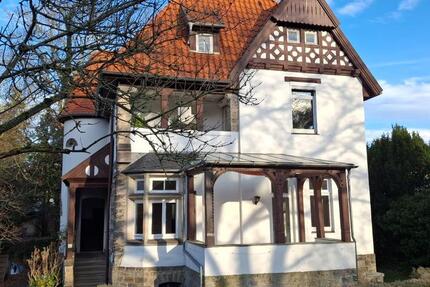 Bückeburg Altvillenviertel, EG - Wohnung mit Terrasse u. Garten 4 zimmer