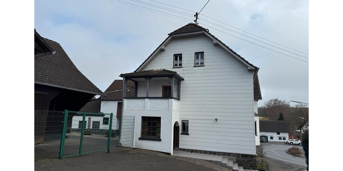 Einfamilienhaus Hennef (Sieg) - 4 Zimmer, 146 m&sup2;, 1.250&euro; | Angebot:25261333