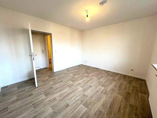 Etagenwohnung Brunsbüttel - 2 Zimmer, 60 m&sup2;, 517&euro; | Angebot:25660683