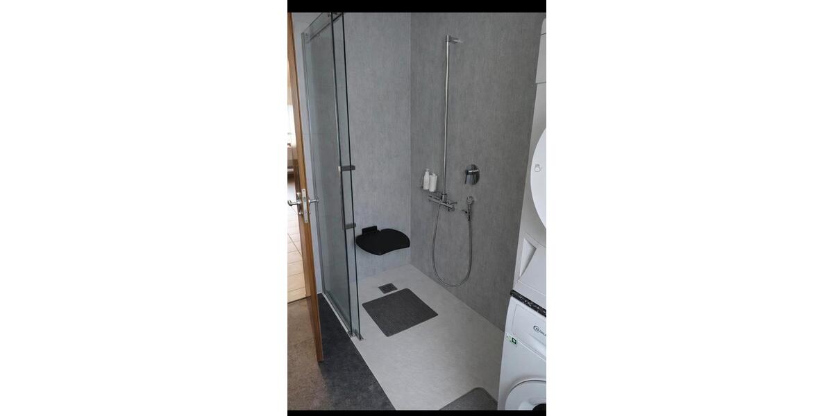 Etagenwohnung Deggendorf - 3 Zimmer, 75 m&sup2;, 890&euro; | Angebot:26528753