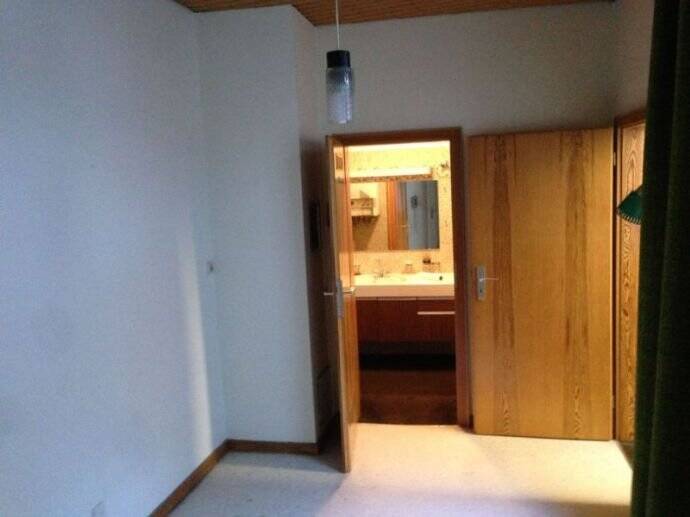 Etagenwohnung Baden-Baden Innenstadt - 2 Zimmer, 65 m&sup2;, 680&euro; | Angebot:26572577