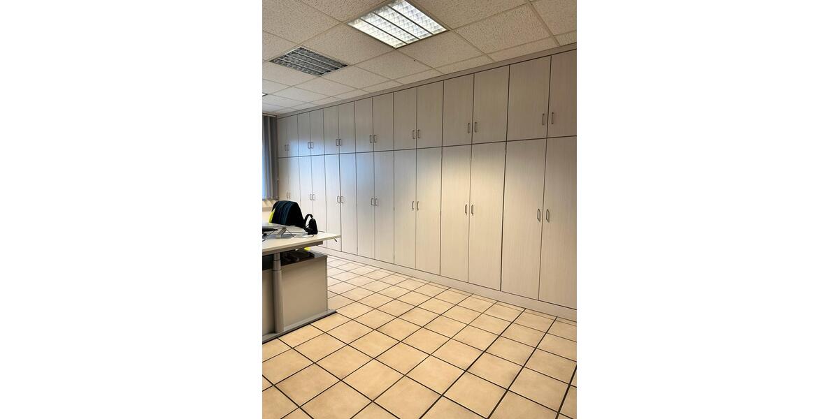 Gewerbeobjekt Kirchlengern - 2.200&euro; | Angebot:26022633