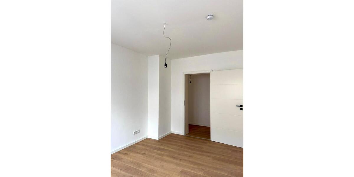 Etagenwohnung Ludwigshafen am Rhein Parkinsel - 3 Zimmer, 64 m&sup2;, 900&euro; | Angebot:24881343