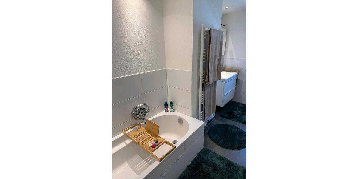 Etagenwohnung Kleinwallstadt - 2.5 Zimmer, 130 m&sup2;, 1.040&euro; | Angebot:25812654