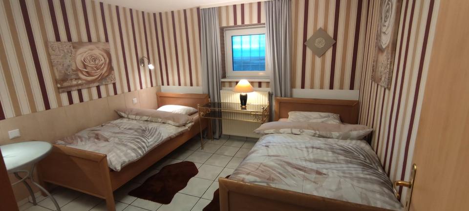 Wohnen auf Zeit Köln Mülheim - 3.5 Zimmer, 105 m&sup2;, 2.300&euro; | Angebot:26512130