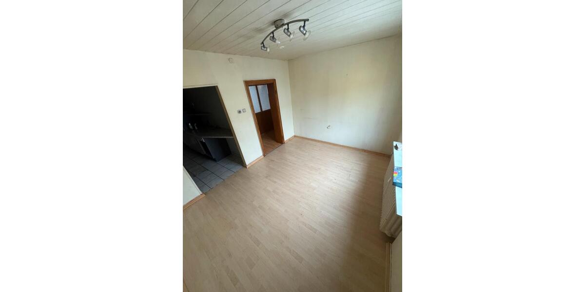 Etagenwohnung Sankt Ingbert - 5 Zimmer, 120 m&sup2;, 850&euro; | Angebot:24364808