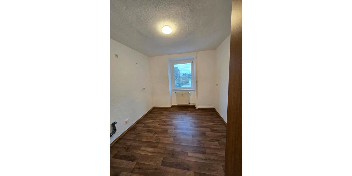 Etagenwohnung Eisleben (Lutherstadt) - 2 Zimmer, 53 m&sup2;, 320&euro; | Angebot:26446338