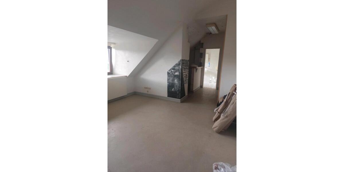 Dachgeschoßwohnung Mannheim Käfertal - 1 Zimmer, 35 m&sup2;, 600&euro; | Angebot:26589619