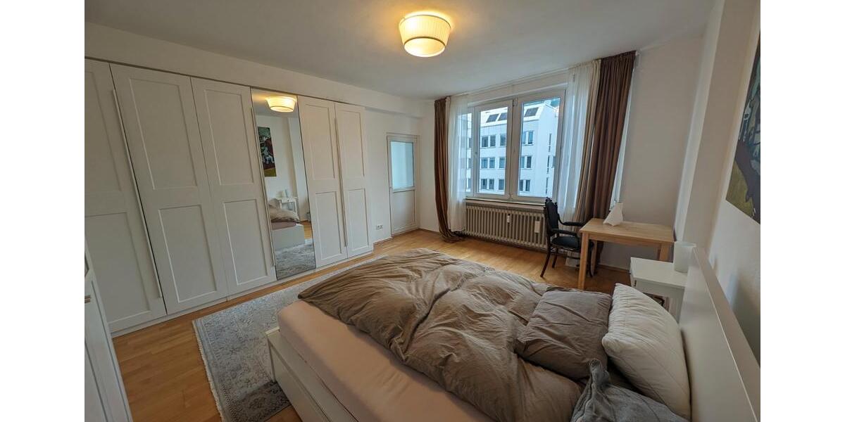 Wohnen auf Zeit Düsseldorf Stadtbezirk 3 - 5 Zimmer, 122 m&sup2;, 750&euro; | Angebot:26527693