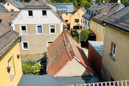 Wohnen auf Zeit Selb - 6 Zimmer, 140 m&sup2;, 360&euro; | Angebot:26228951