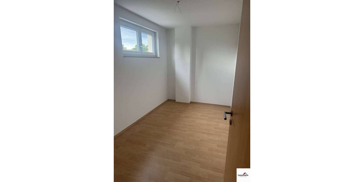 Reihenmittelhaus Feucht - 6 Zimmer, 152 m&sup2;, 1.500&euro; | Angebot:26730698