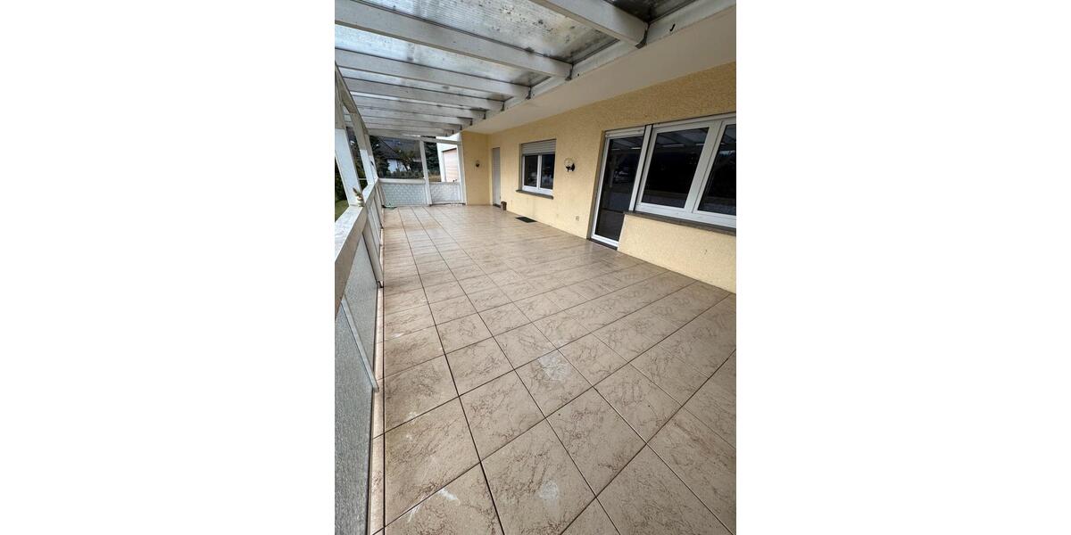 Etagenwohnung Weilburg - 5 Zimmer, 155 m&sup2;, 1.600&euro; | Angebot:26551690
