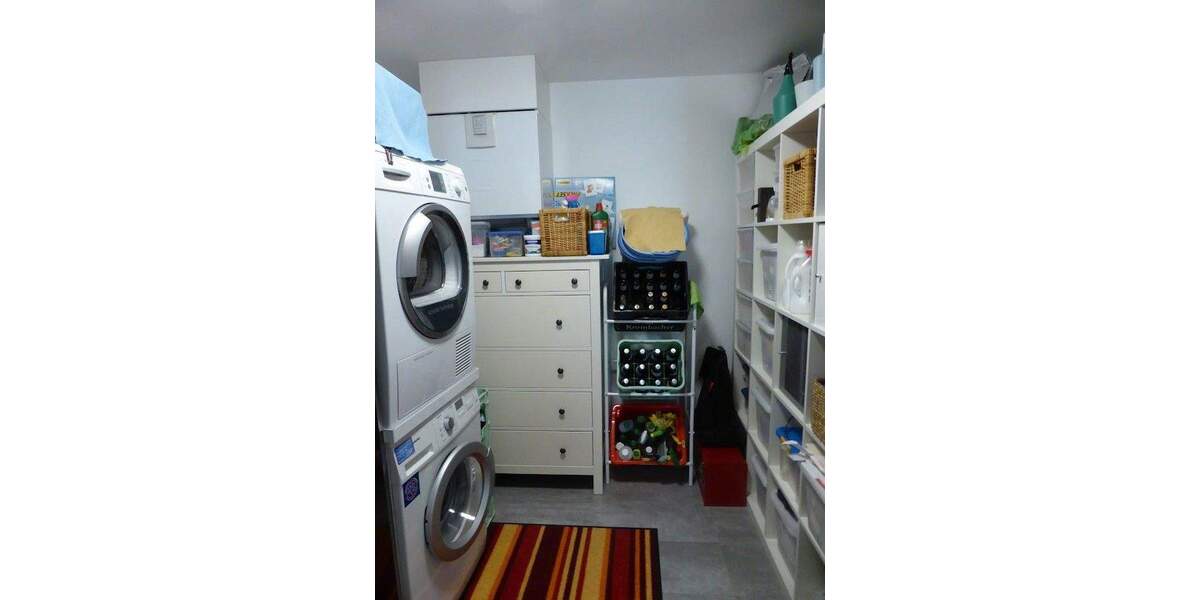 Etagenwohnung Siegen - 4 Zimmer, 154 m&sup2;, 1.960&euro; | Angebot:25052892
