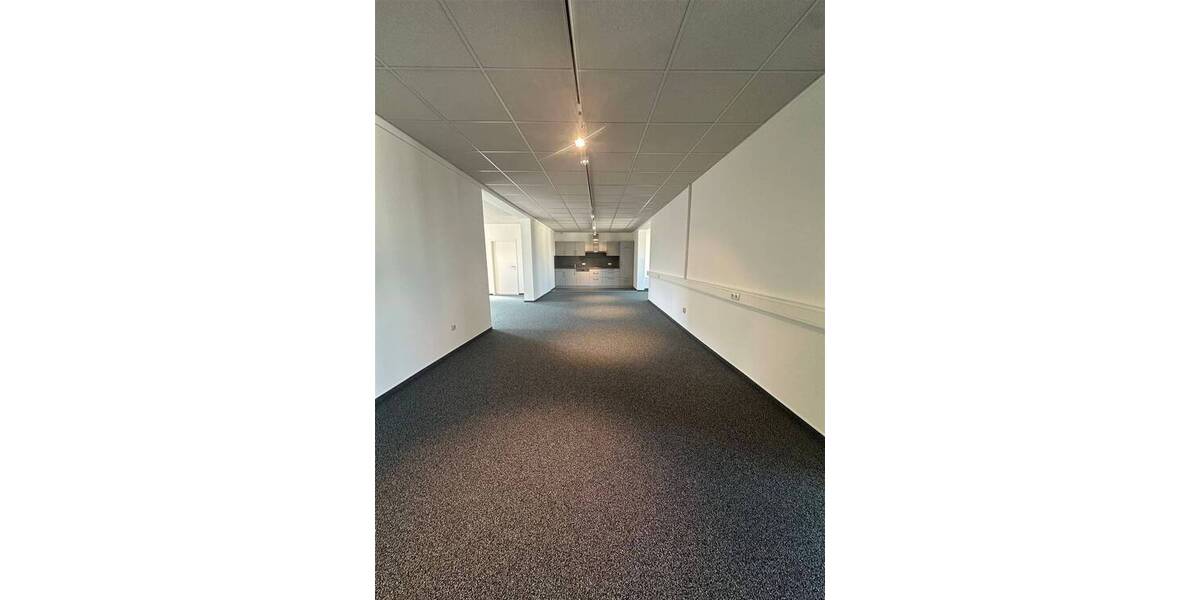 Gewerbeobjekt Leinburg Weißenbrunn - 6 Zimmer, 295 m&sup2;, 1.100&euro; | Angebot:25736779