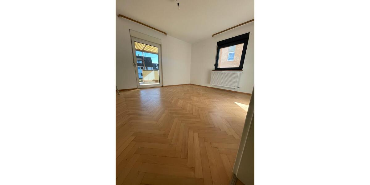 Erdgeschoßwohnung Böblingen - 3 Zimmer, 70 m&sup2;, 1.300&euro; | Angebot:25234572