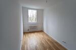 Etagenwohnung München Thalkirchen-Obersendling-Forstenried-Fürstenried-S - 4 Zimmer, 99 m&sup2;, 2.184&euro; | Angebot:26002171