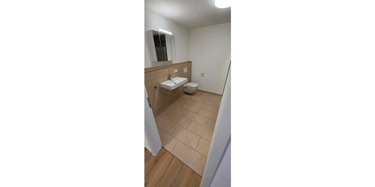 Dachgeschoßwohnung Munderkingen - 3 Zimmer, 80 m&sup2;, 850&euro; | Angebot:26032193