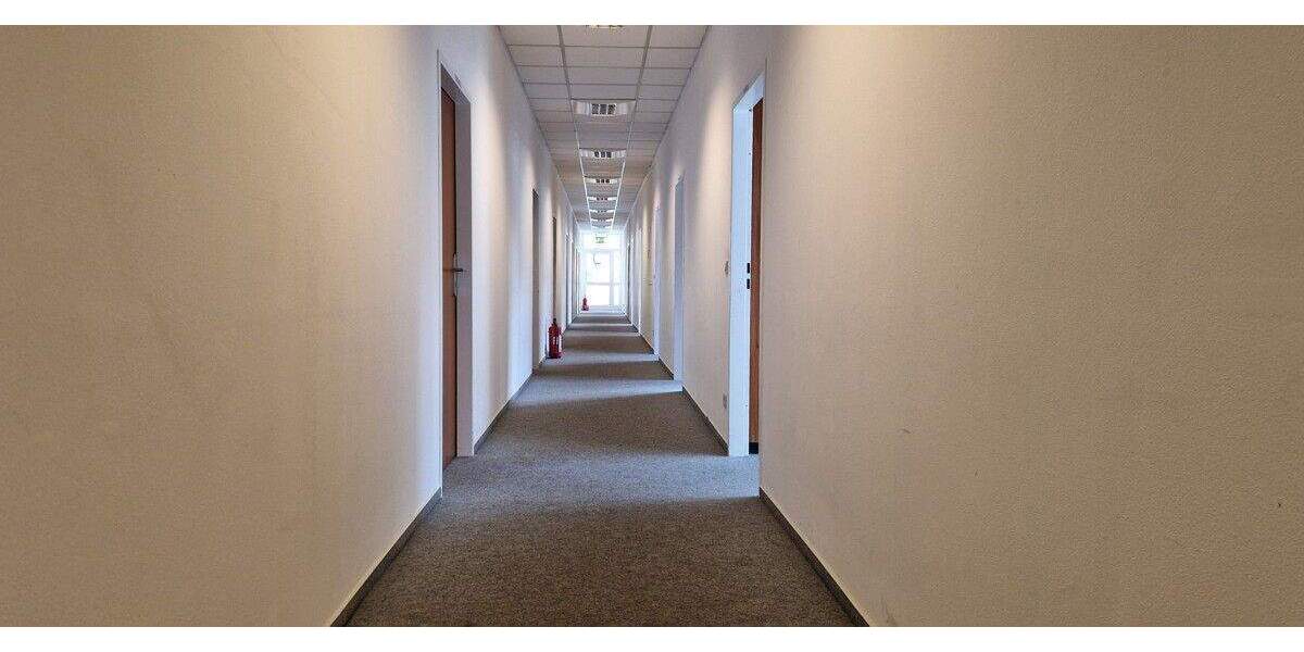 Gewerbeobjekt Kiel Gaarden-Süd - 1 Zimmer, 387 m&sup2;, 3.290&euro; | Angebot:25660670