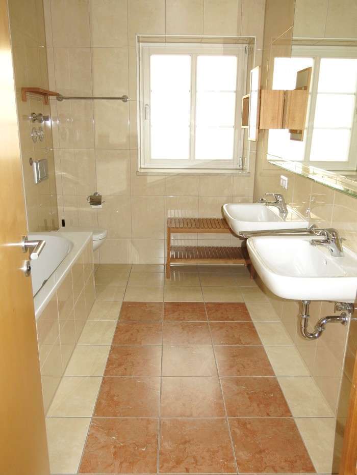 Wohnung zum Mieten in Zwickau 815 € 98.75 m² 4 zimmer