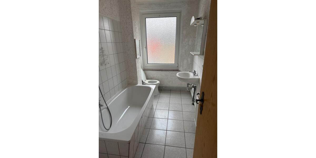 Erdgeschoßwohnung Klötze - 4 Zimmer, 79 m&sup2;, 360&euro; | Angebot:24355367