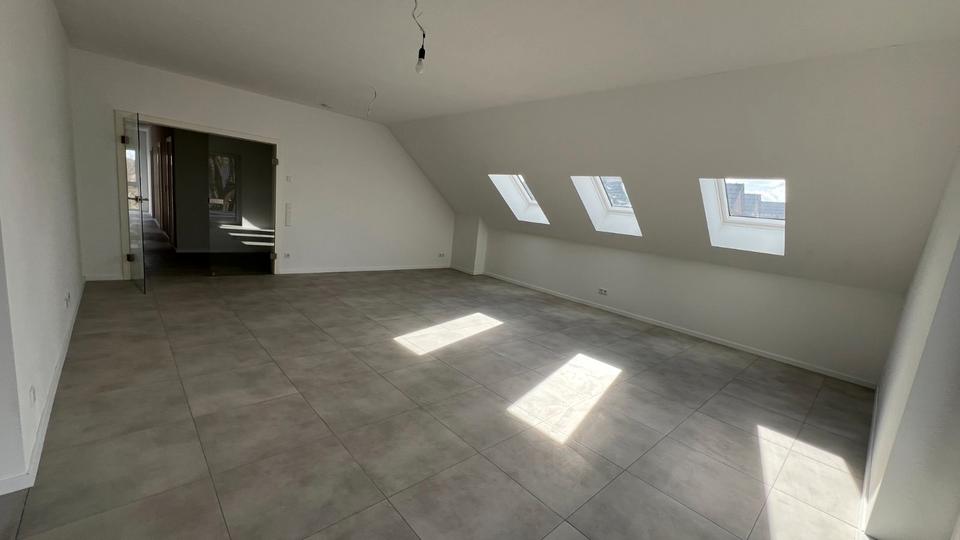 Einfamilienhaus Edewecht - 5 Zimmer, 158 m&sup2;, 1.750&euro; | Angebot:26699476