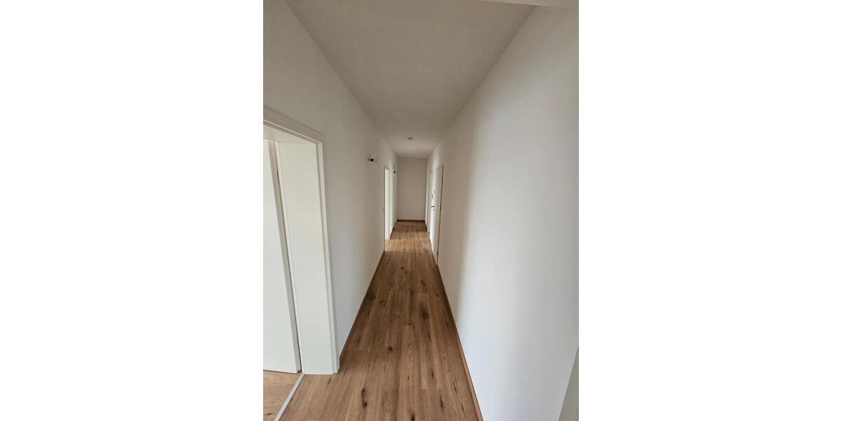 Etagenwohnung Wesel Bislich - 3 Zimmer, 102 m&sup2;, 1.120&euro; | Angebot:25081413