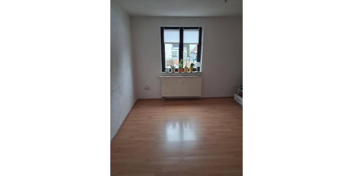 Erdgeschoßwohnung Gersdorf - 2 Zimmer, 55 m&sup2;, 380&euro; | Angebot:25448573