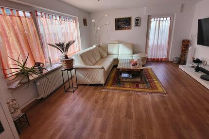 Wohnung Stuttgart Luginsland - 5 Zimmer, 110 m&sup2;, 1.200&euro; | Angebot:25281244